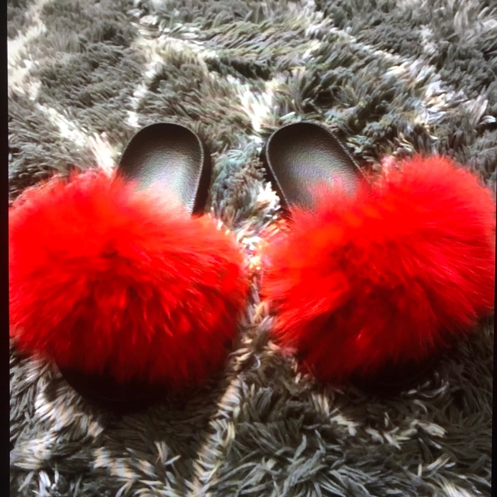 🎄🎄🎄New arrivals fox fur slippers’🎁